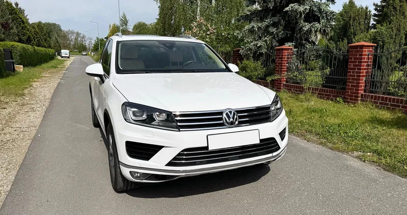 wrocław Volkswagen Touareg cena 94900 przebieg: 81800, rok produkcji 2015 z Wrocław